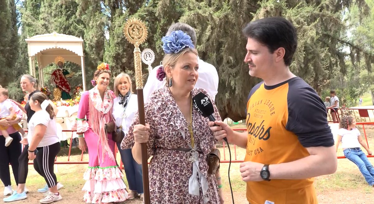 𝐠𝐫𝐮𝐩𝐨𝐜𝐨𝐦𝐮𝐧𝐢𝐜𝐚𝐭𝐯 tweet media