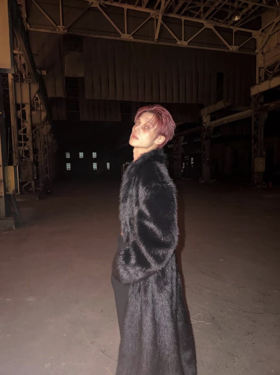 elle ♱ tweet media