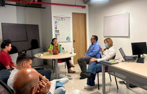 Santiago de Cali fortalece su gestión pública: DACI y Subdirección de Gestión Organizacional avanzan en el mapa de aseguramiento institucional magazinpacifico.com/santiago-de-ca…