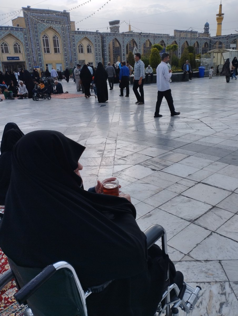 کتابخوان توییتر tweet media