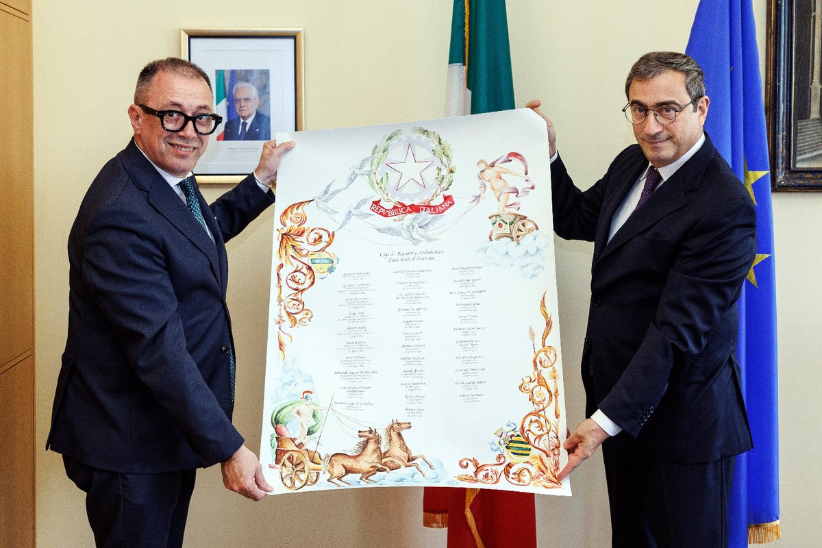 MPeronaci's tweet photo. A touching ceremony @museumofbible for a donation of a Gutenberg Bible replica hand made by highly-skilled young girls and boys at the "Scriptorium Foroiuliense" from San Daniele del Friuli, Italy. The Friuli-Venezia Giulia Region connects Italy and the US. https://t.co/PT6xT0iJbh