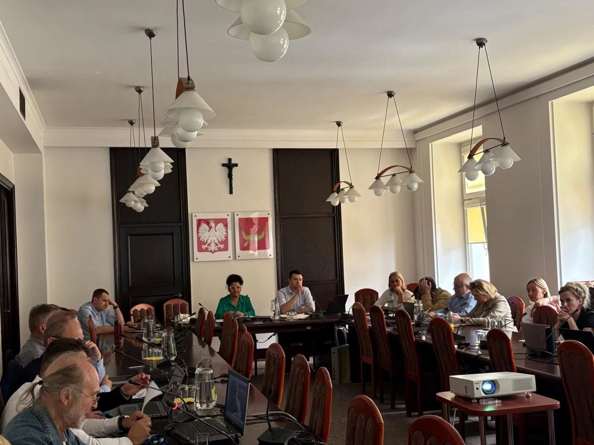 Bartłomiej Kominiak tweet media