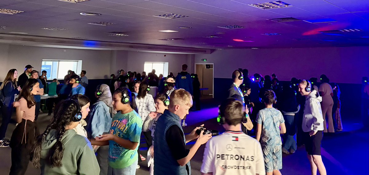 MsKPKay's tweet photo. An integral part of our Involve on Tour trip! 
The Silent Disco 🤫🎧🎤 https://t.co/p3aUn1MDBV