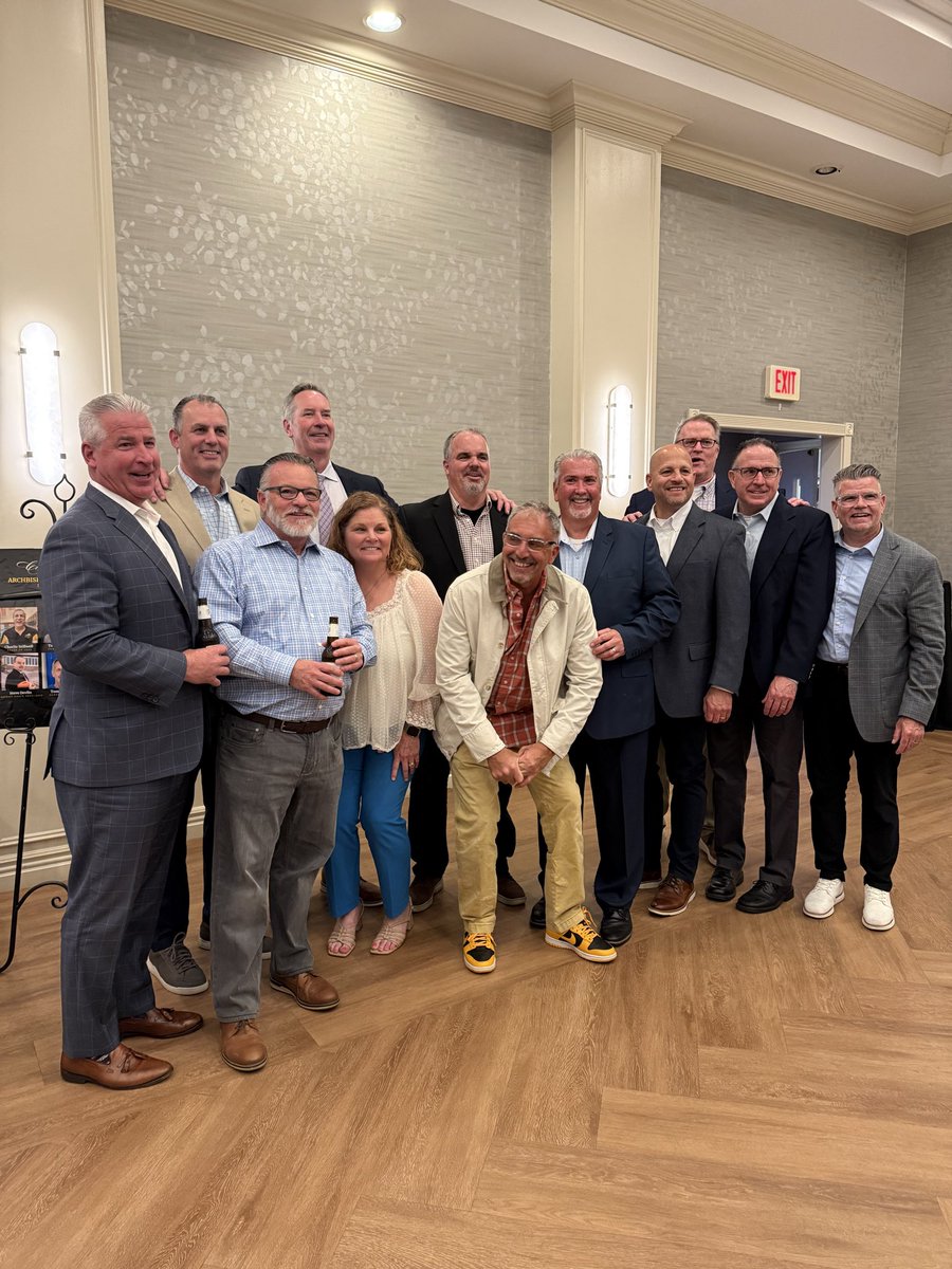 Wood_Vikings's tweet photo. Congratulations to a very distinguished panel of inductees who entered the Archbishop Wood Hall of Fame/Excellence on Saturday night. What a great night for the entire Wood community — past &amp; present. #Woodproud @archbishop_wood @wood_swim @AW_VikingsFB @WoodBoysBball https://t.co/whRzRGKERK