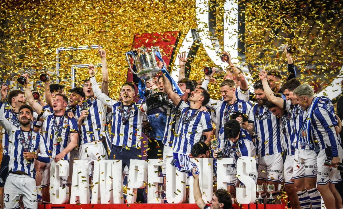 Tenemos a todos rabiando por haber ganado la copa. Esto es una gozada, ni en mis mejores sueños.