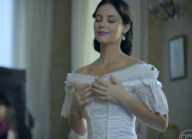 matheuscrislli's tweet photo. meio que #AlémDoTempo é a maior novela espirita da história https://t.co/y6spbM1WGA