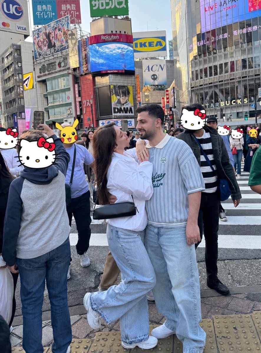 alpayc4ever1's tweet image. Bayıldım size 🫠❤️ #elsed