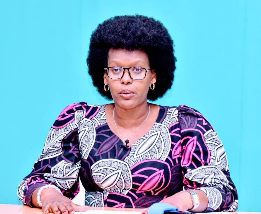 Le personnel du <a href="/MinCoMedia/">Ministère de la Communication et des Médias</a> adresse ses vœux de plein succès au nouveau Ministre de la Communication et des Médias, Ambassadeur <a href="/ButoyiEvelyne/">Hon Evelyne Butoyi🇧🇮</a>, et réaffirme son engagement à la soutenir avec détermination pour l'accomplissement des missions assignées au Ministère. #Burundi