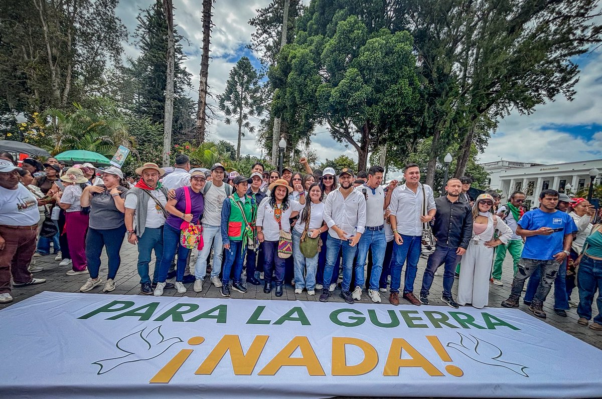 Desde el Cauca se alzan voces dignas por la vida, la dignidad y la paz.

Basta de guerra, basta de violencia. Nuestro territorio no puede seguir marcado por el dolor; el Cauca merece vivir en tranquilidad, con justicia y esperanza.

Hoy abrazamos con solidaridad y respeto a las