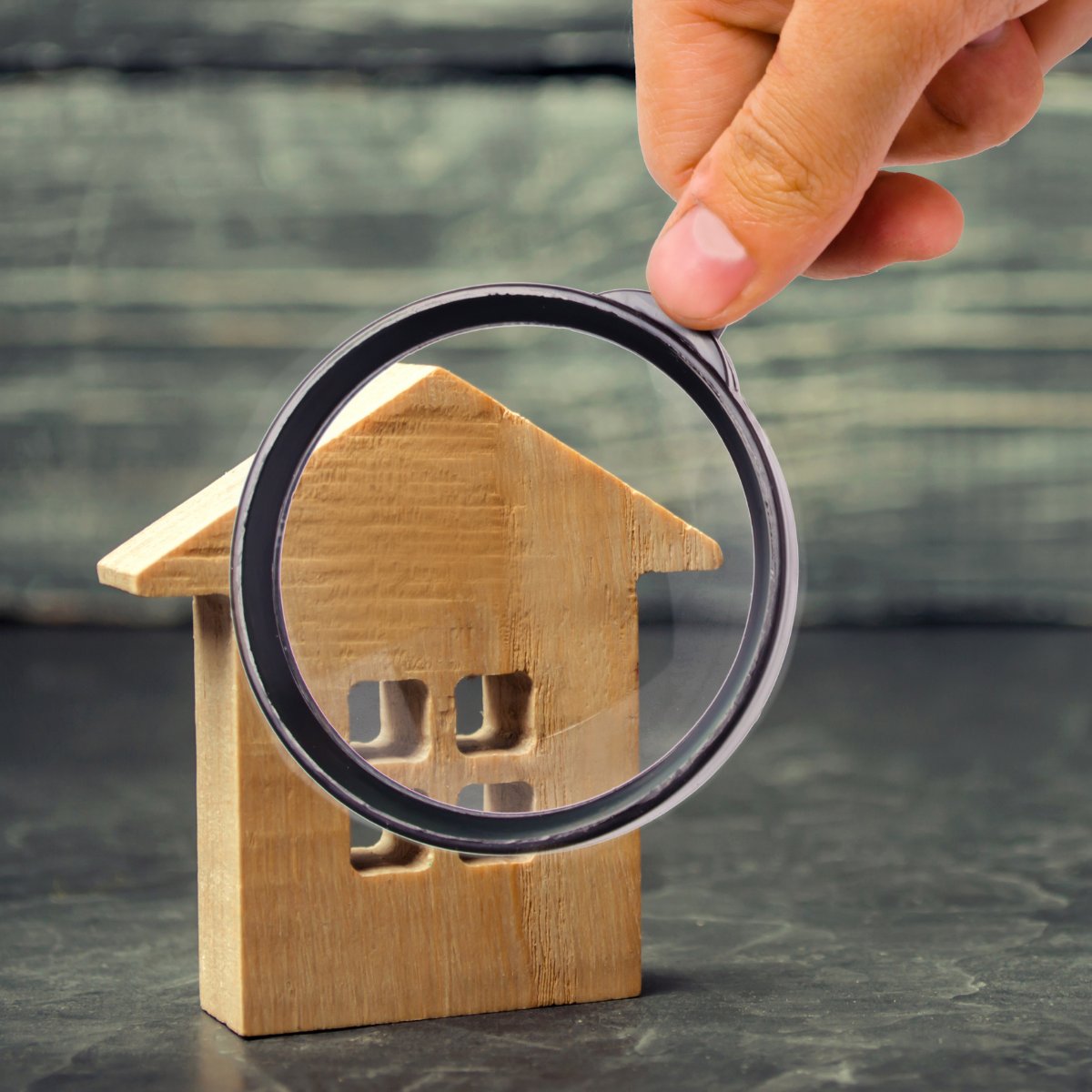 PSLSFHP's tweet photo. Property appraisals should be based on objective factors, not influenced by protected characteristics. If you have concerns about a housing-related appraisal, contact PSLS at 855-347-7757 to apply for services. #FairHousingMonth #PSLS #PursuingJustice #RestoringHope https://t.co/UkQL9Mxn25