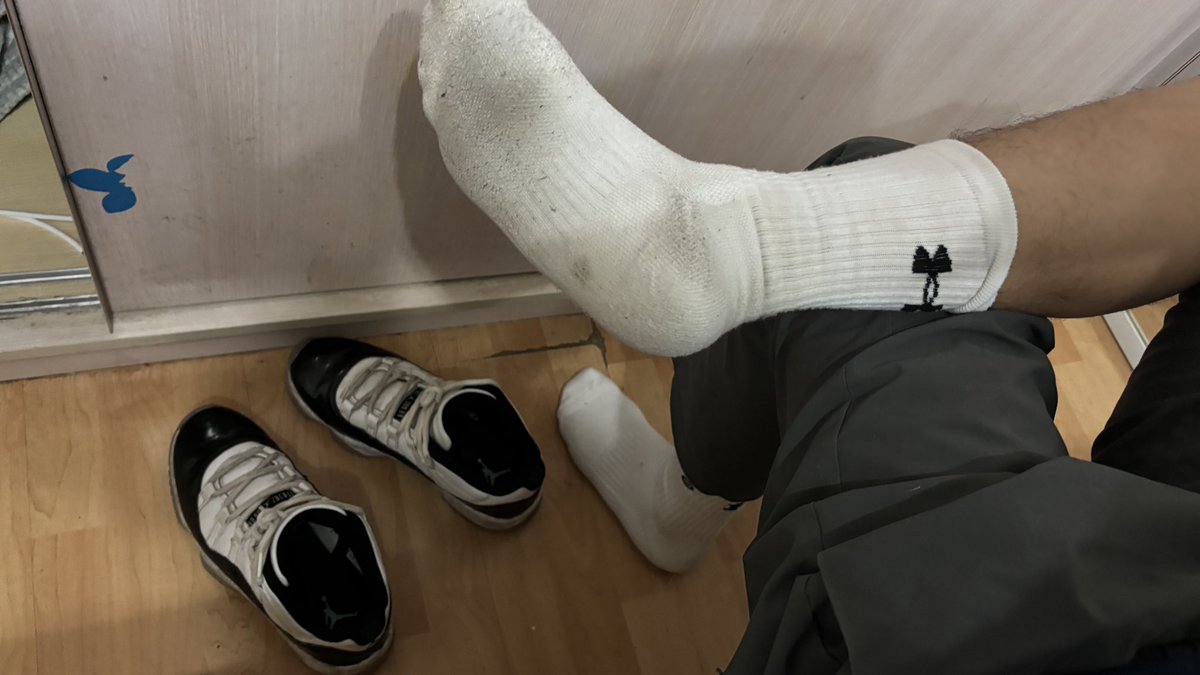 黑皮茄子 tweet media