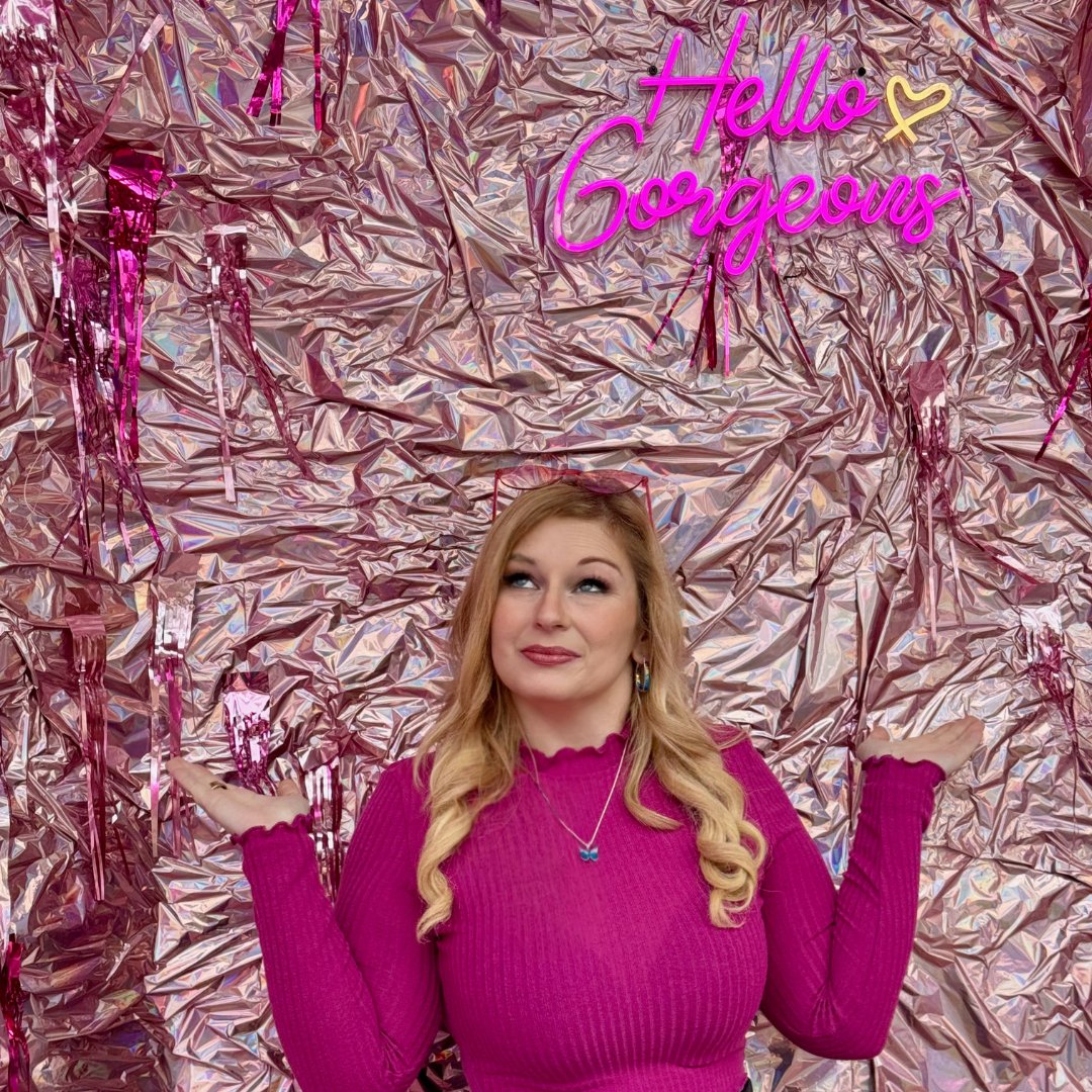 lifecoachamy1's tweet image. Perfection is based on another's judgment and an impossible standard.

Quit living for the impossible and live for yourself

That's beauty from the inside out. 

#selfcare #mindset #Mindfulness #mentalhealth #motivation #personalgrowth #selfcaretips #transformation #beautiful