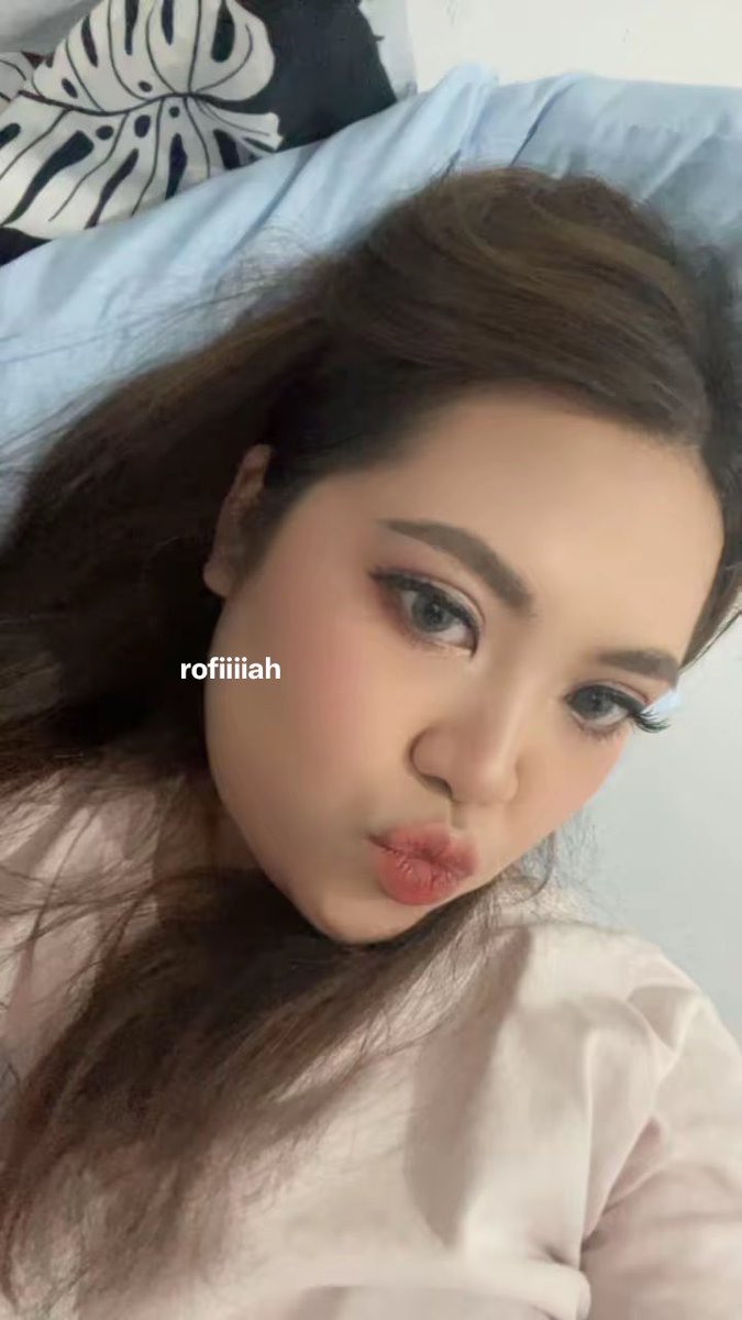 ofiiiia 🍂 tweet media