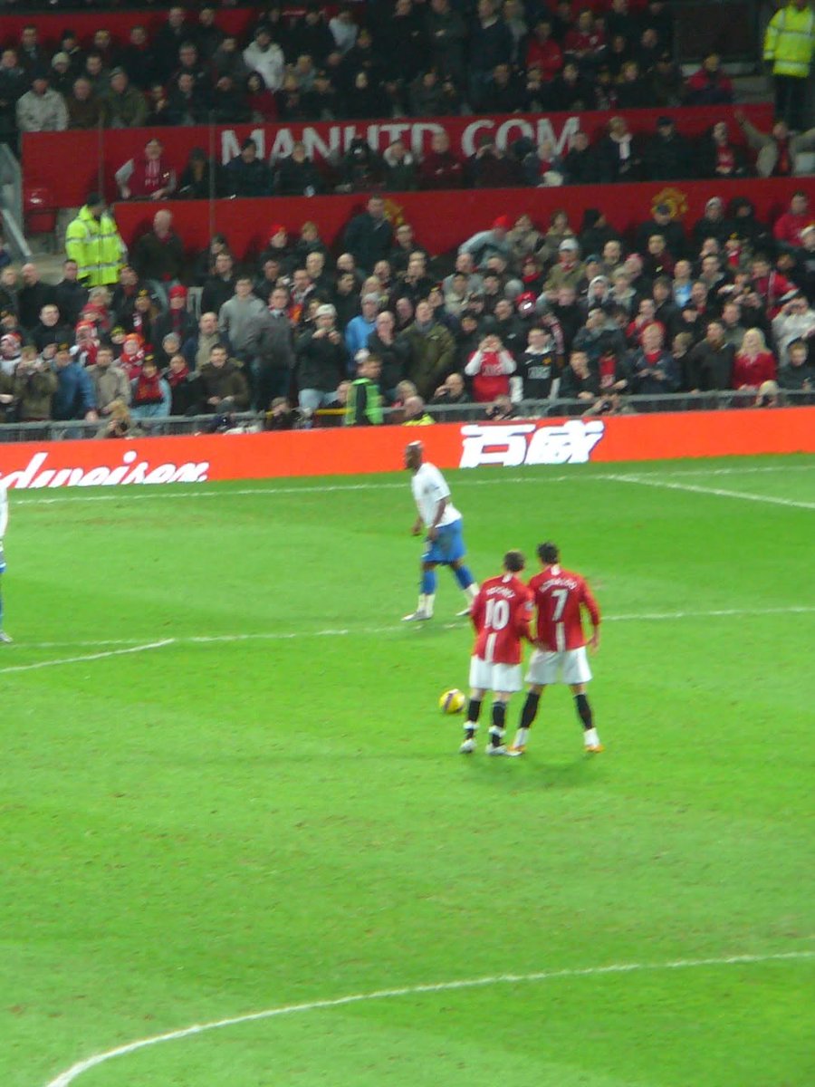 Cristiano Ronaldo vs Portsmouth (2008)