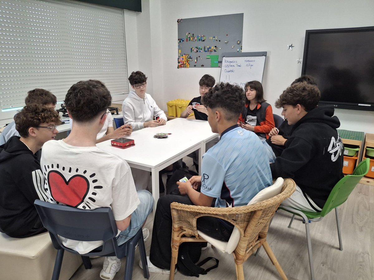 IES Valadares tweet media