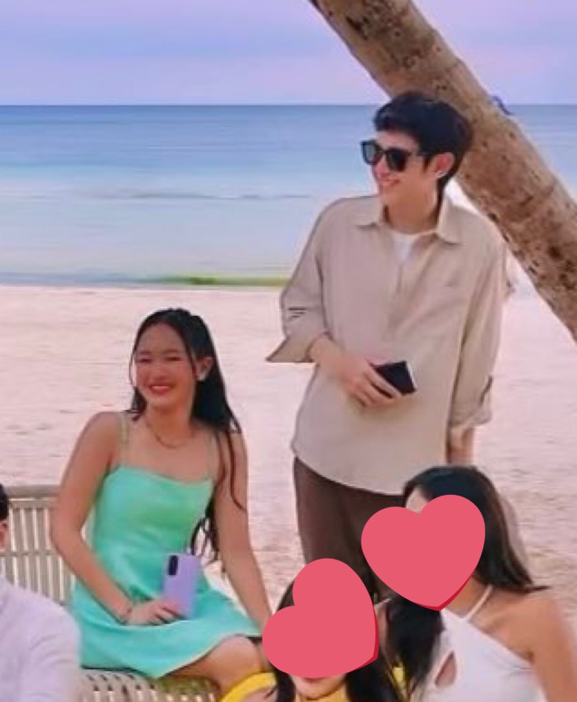 supercapeath's tweet photo. Super bagay talaga ano gagawin haha 

Pati mga malalaking brands alam ang assignment. #capeath https://t.co/rsTqlQ713W