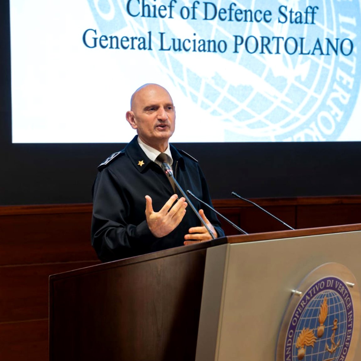NATO_DefCollege's tweet image. 🛡️How does Italy turn #strategy, industry &amp;amp; #innovation into real power for @NATO's  #Deterrence &amp;amp; #Defence? 

On 27 April, #NDC Senior Course 148 started its Field Study in Rome 🇮🇹, engaging with Italy’s top operational command and national armaments leadership before heading to
