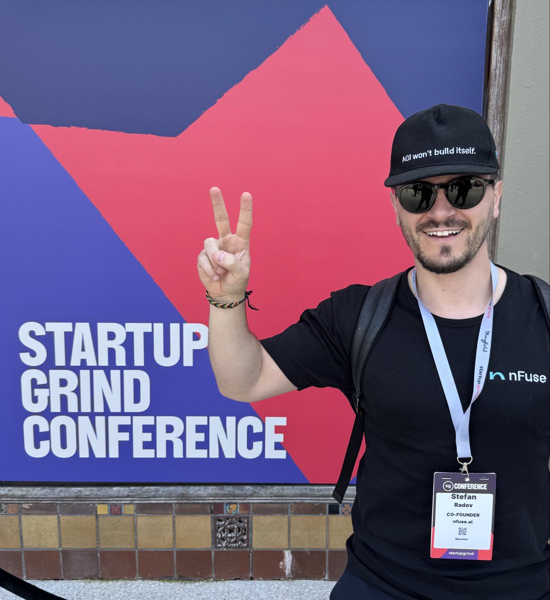 stefanradoff's tweet photo. Find me at @StartupGrind SF https://t.co/hc8AAbM3nh