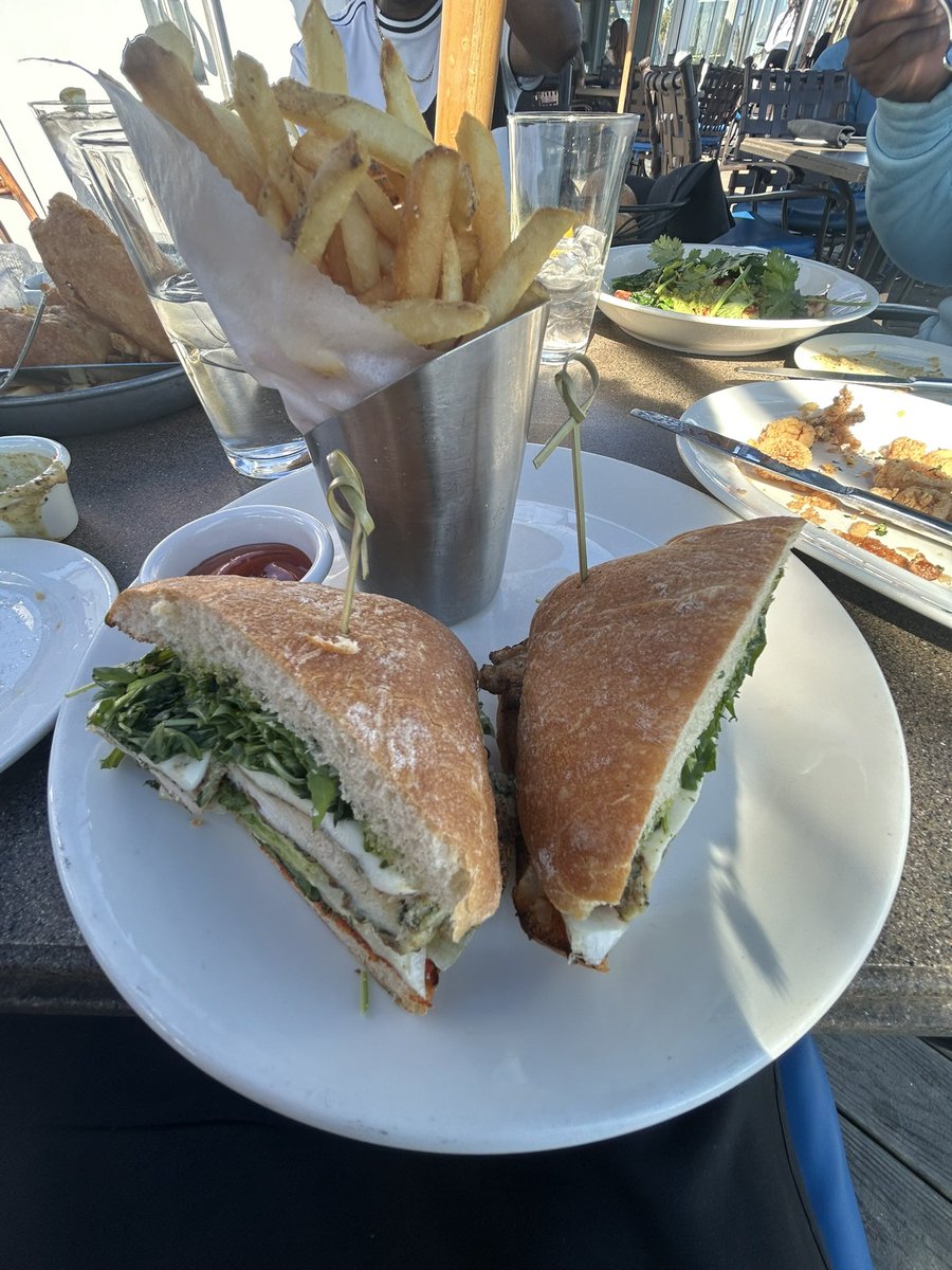 jackie 🎱 tweet media