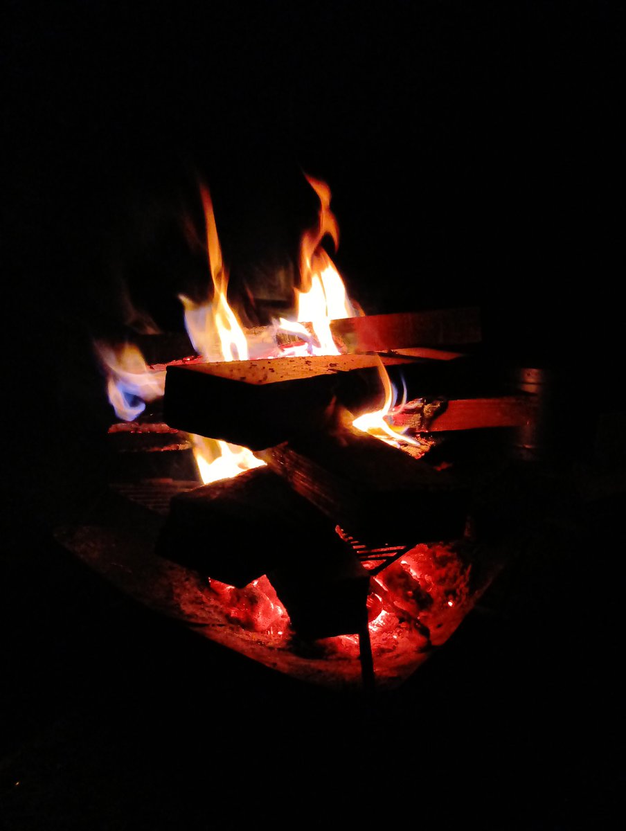 301_55301's tweet photo. 火isFire… https://t.co/8to7zv7dZy