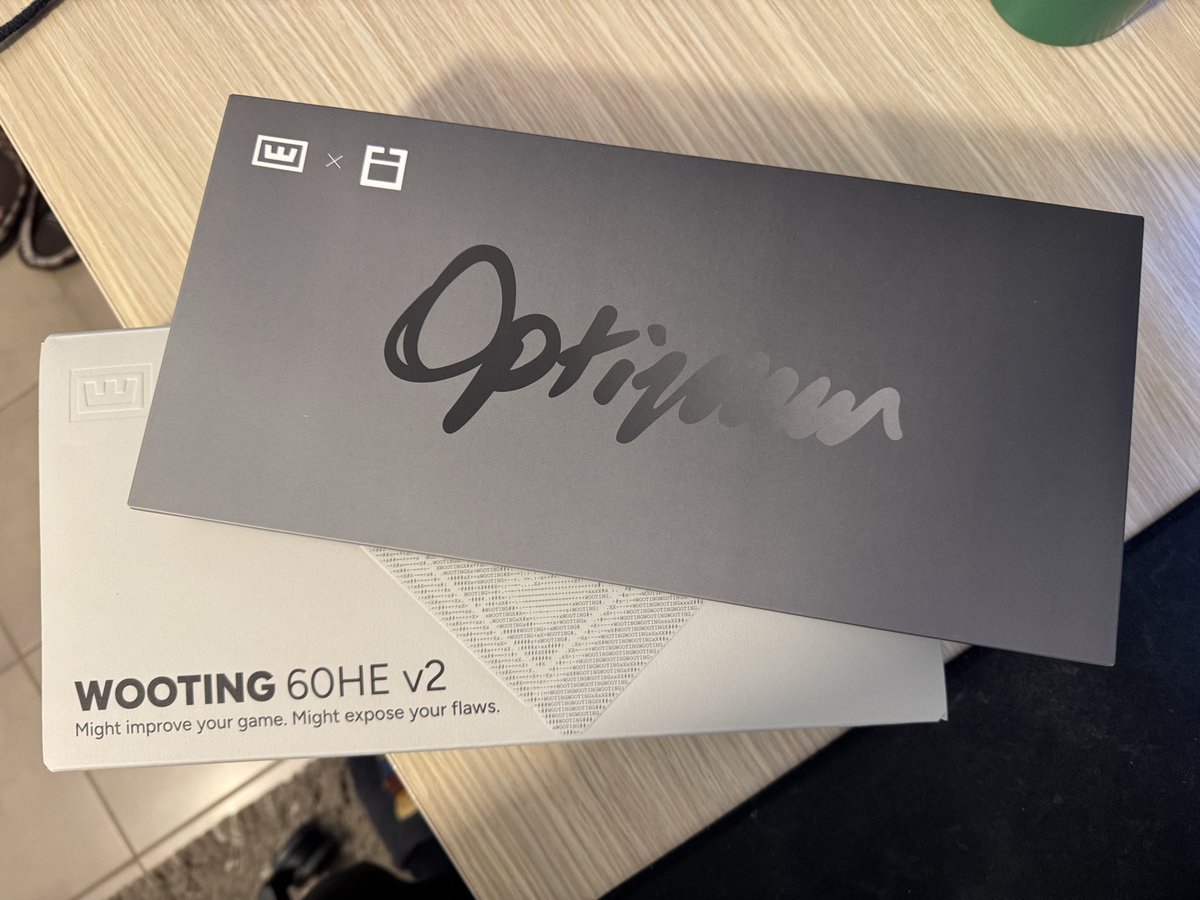 acogcs's tweet photo. goats at @WootingKB sent a package 🤩

live unboxing rn

https://t.co/BFh1PpAuHi https://t.co/NHhYWl5YCo