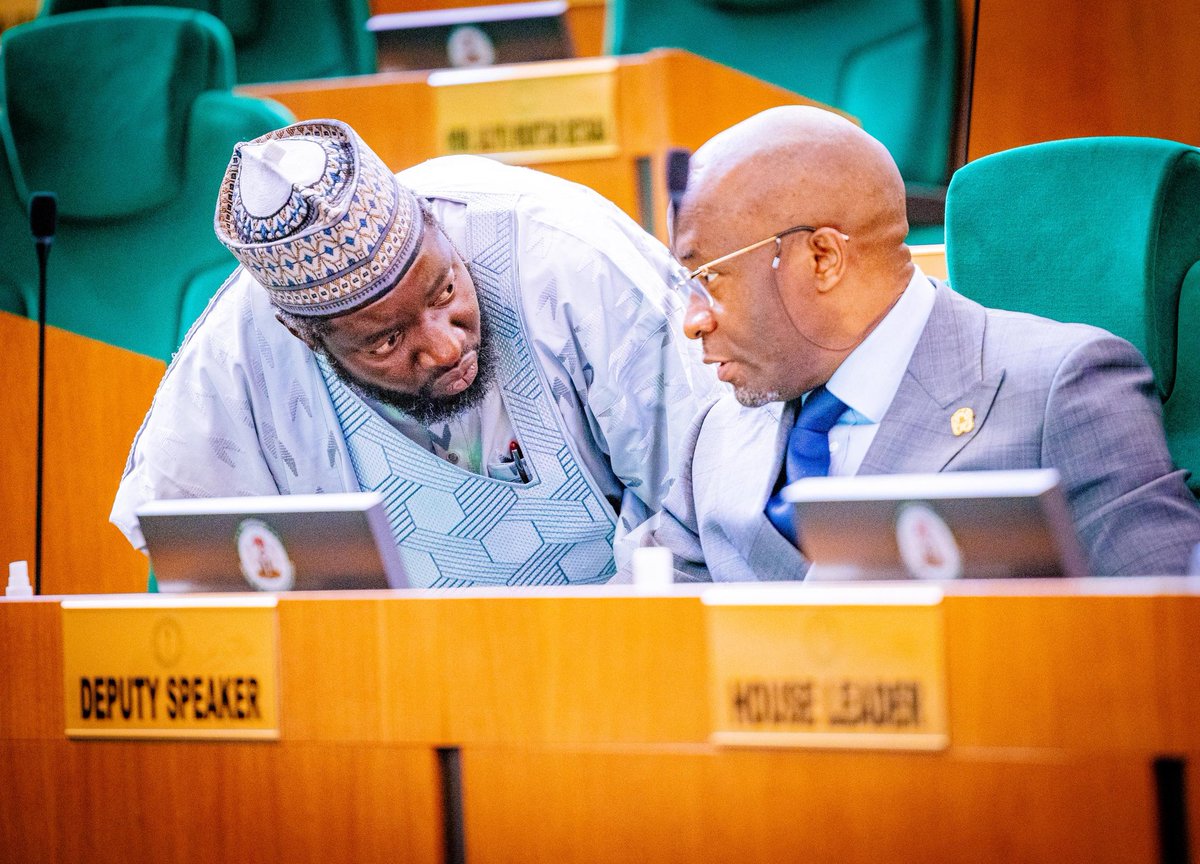 YusufAdamuGagdi's tweet image. Today at the House of Representatives—the People’s House—I joined my colleagues in plenary to deliberate on matters of national importance.

The session was presided over by the Speaker of the House of Representatives, Rt. Hon. Tajudeen Abbas, as we engaged in discussions on key
