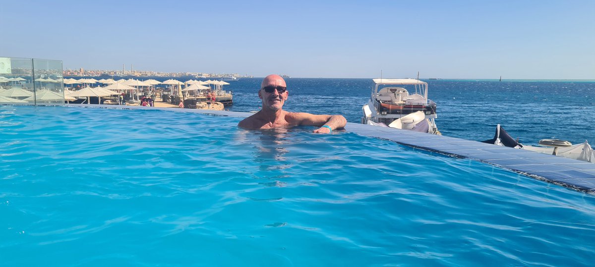 melliboo's tweet photo. Fun in the sun https://t.co/A9fOpqLmYi