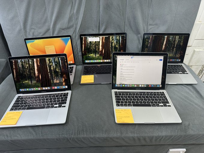 GplugNg's tweet photo. UK USED🇬🇧

MACBOOK AIR & PRO💻

NOW AVAILABLE IN STORE❗️

MacBook Pro 

Pro 2020 13”
M1 8/256GB - 800,000 
M1 16/512GB - 980,000 
M1 8/512GB - 850,000
M1 16/1TB - 1,020,000

Pro 2022 13”
M2 8/256GB - 950,000

M2 Pro 2023 14”
M2 16/512GB - 1,540,000

MacBook Air

Air 2020 13”
i5 8/256GB - 550,000
i3 8/256GB - 500,000

Air 2022 13”
M2 8/256GB - 860,000

Air 2024 13”
M3 16/512GB - 1,200,000 
M3 8/256GB - 950,000

All very low cc, comes with Charger & Laptop Bag ✅

Kindly call/Msg
07082485091

Office Address:
Shop 3A (Third Floor) Mokland Plaza
3-9, Olu Koleosho Street, Off Simbiat Abiola Rd, Computer Village Ikeja lagos