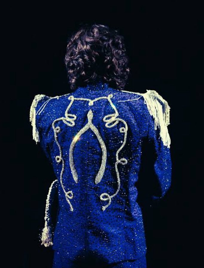 isabelle tweet media