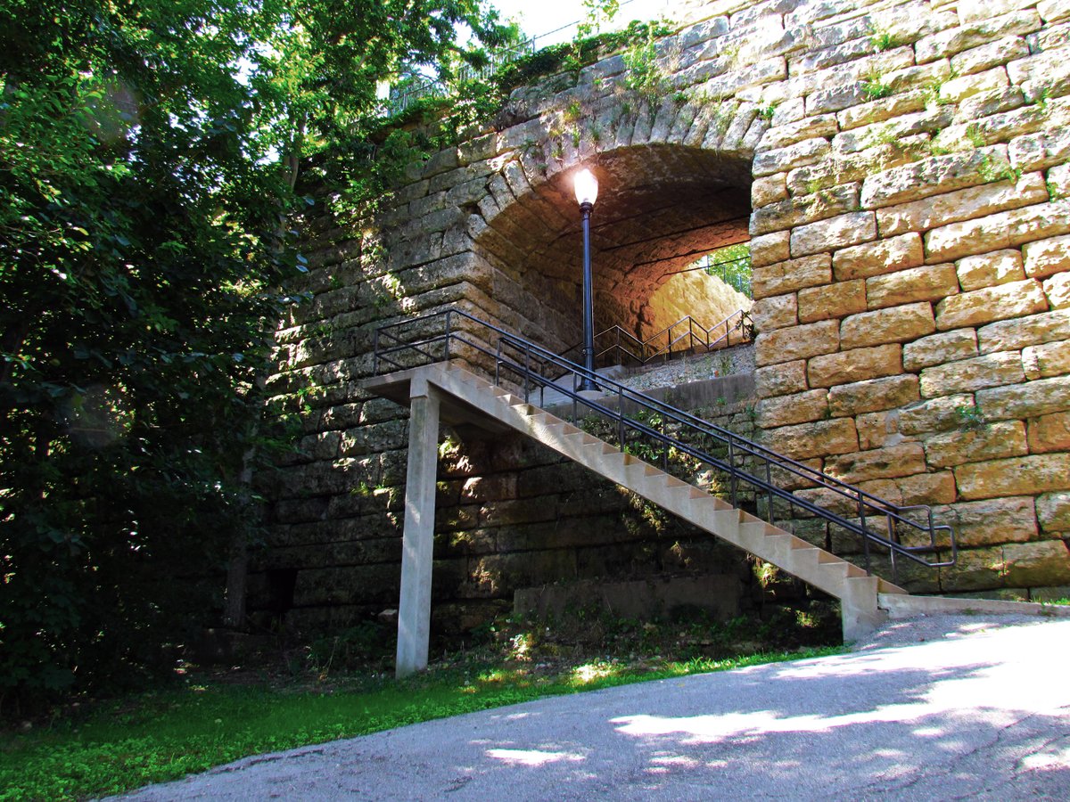 Lucius Aurelian tweet media