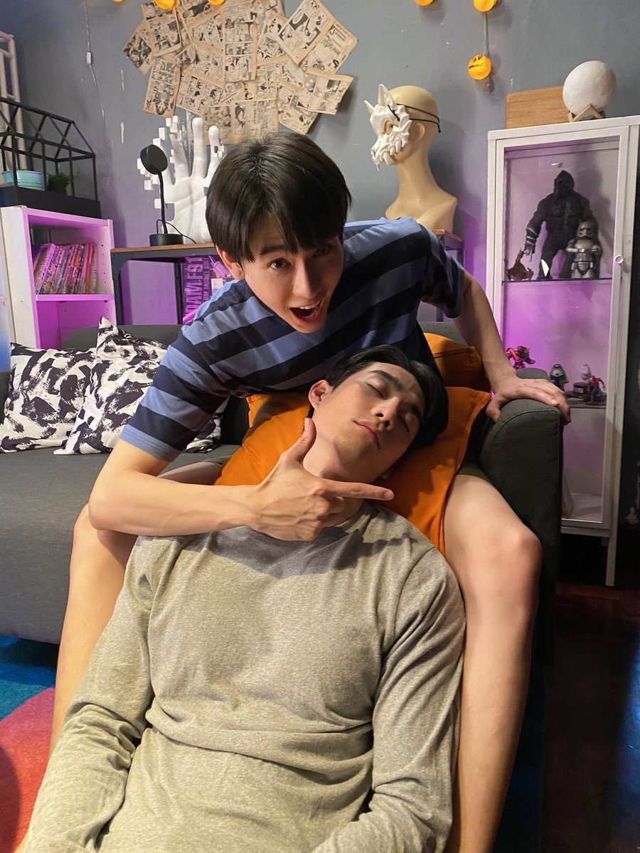 𑣲khunní tweet media