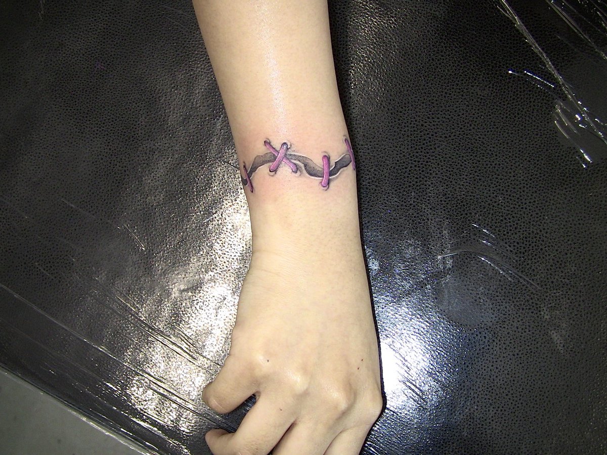 ✯☠︎︎✯ tweet media