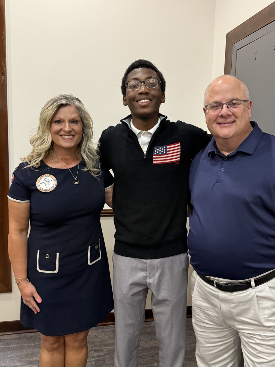 Congratulations to David Johnson for winning the Rotary Speech Contest! Now on to the state level.  Very proud of this young man, not the last you will hear from him.  #onlyoneshs <a href="/SmyrnaBulldog/">Smyrna Bulldog</a>