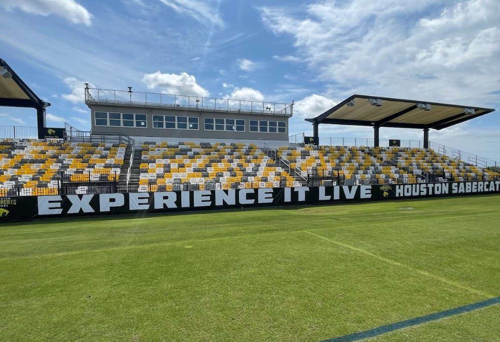 HoustonSignCo's tweet photo. Need massive banners, construction wraps, or stadium-sized prints? We deliver sharp clarity and consistent color, no matter the scale.
Tell us about your next massive project! Get in touch with our team via our website. https://t.co/NyJP1ugGJb https://t.co/YGTcKg8oE4
