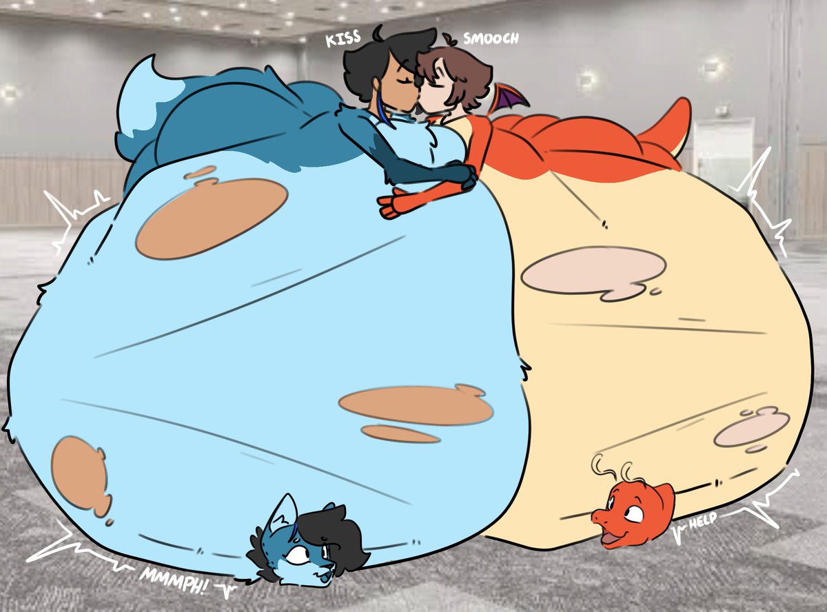 Vorare_Wolf's tweet image. Had a little snack at the con with @FemboyRitz88962