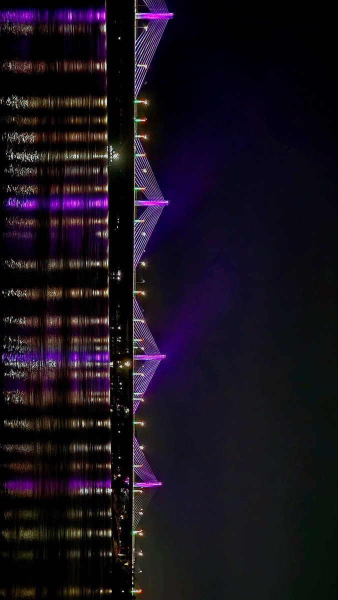 AngshumanMadhu2's tweet image. Kumar Bhaskar Varma Setu at night 🌉✨
The lights, the reflections, the calm of the Brahmaputra, worth pausing for.
@aweassam @incredibleindia 
#Assam #Brahmaputra #NightView #ExploreAssam