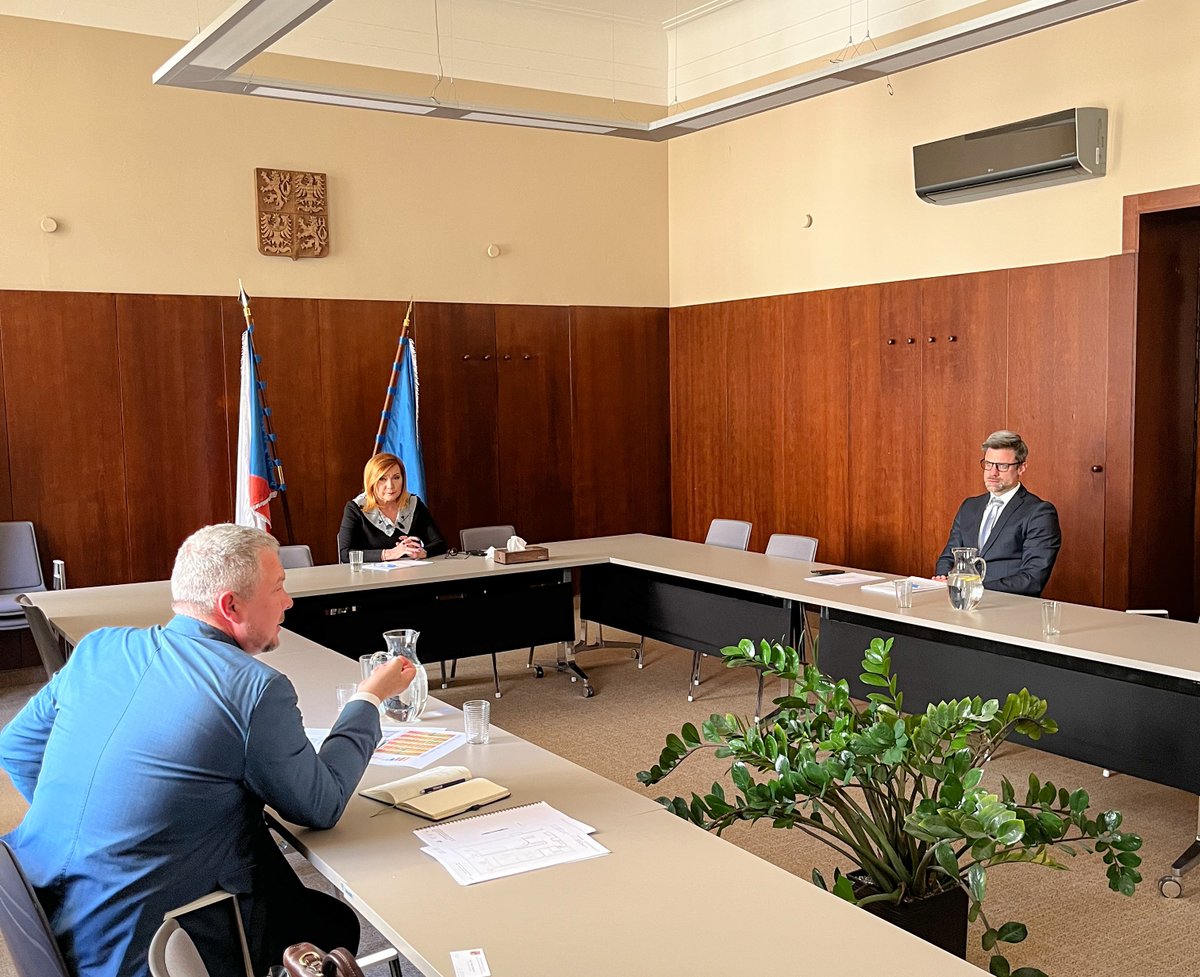 Ministerstvo financí ČR tweet media