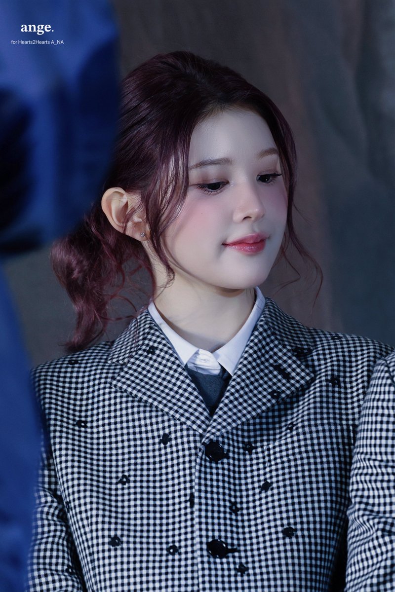 𝐚𝐧𝐠𝐞. tweet media