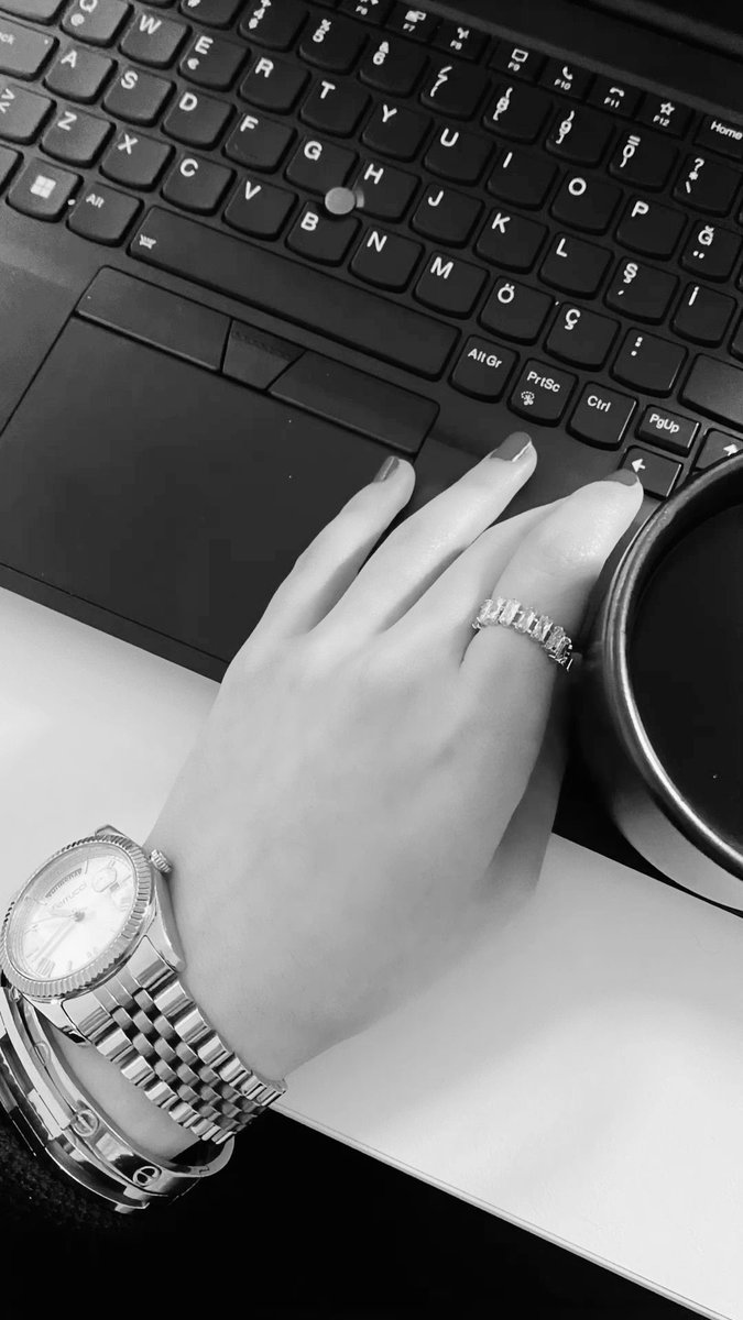 yhayij's tweet image. Buenos Diasss!
Hay días que parecen iguales…
pero en el fondo, todos traen algo.
A veces es calma,
a veces aprendizaje,
a veces solo respirar y seguir.
Y quizá eso ya es suficiente.
#cafe #gratitud 
#vivirelpresente
#FelizMartes