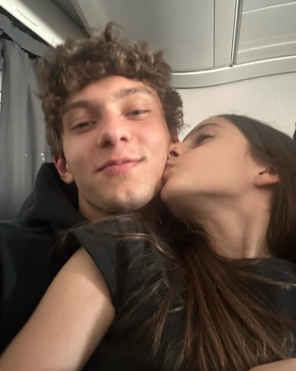 Goatnelli🤙 tweet media