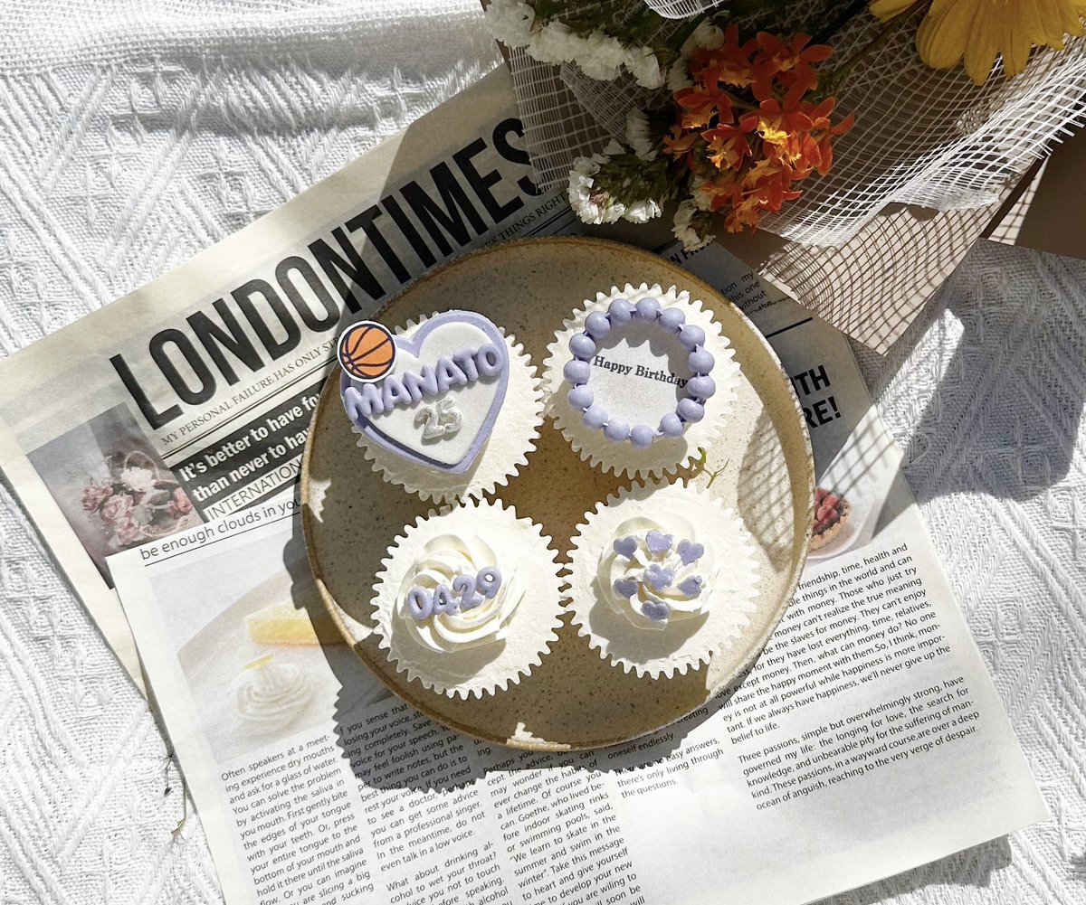 𝗆𝗈𝖼𝗁𝗂 tweet media