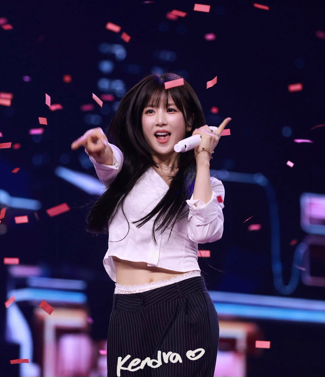 Kendra 켄드라 tweet media