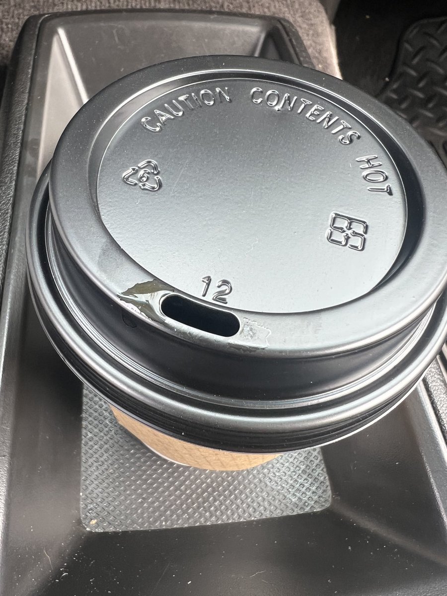 BOO 🛟 tweet media