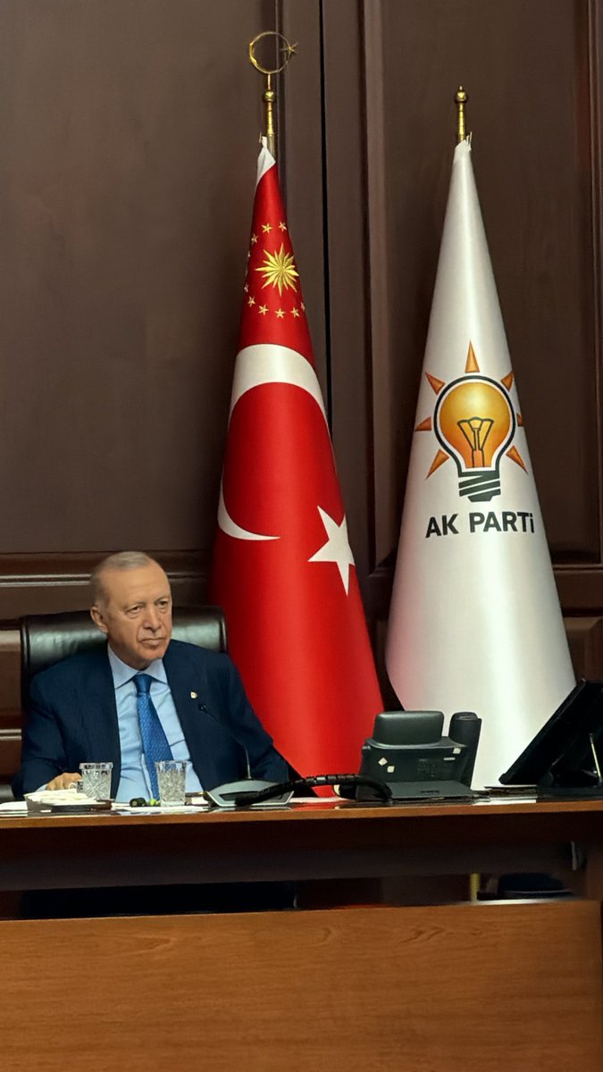 📍AK Parti Genel Merkezi

Merkez Yürütme Kurulu (MYK) Toplantımızdan.
<a href="/RTErdogan/">Recep Tayyip Erdoğan</a>