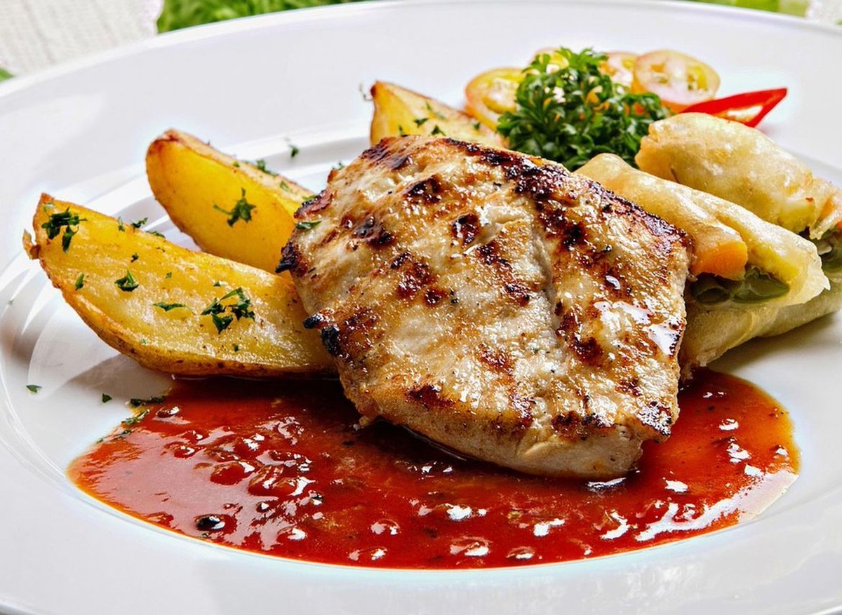 CookerzB26029's tweet image. Our restaurant is where flavor, culture, and community meet. Every dish we serve is crafted to delight. Visit us and enjoy a true taste experience!
#Restaurant
jamaicanrestaurantqueens.com/about_us
