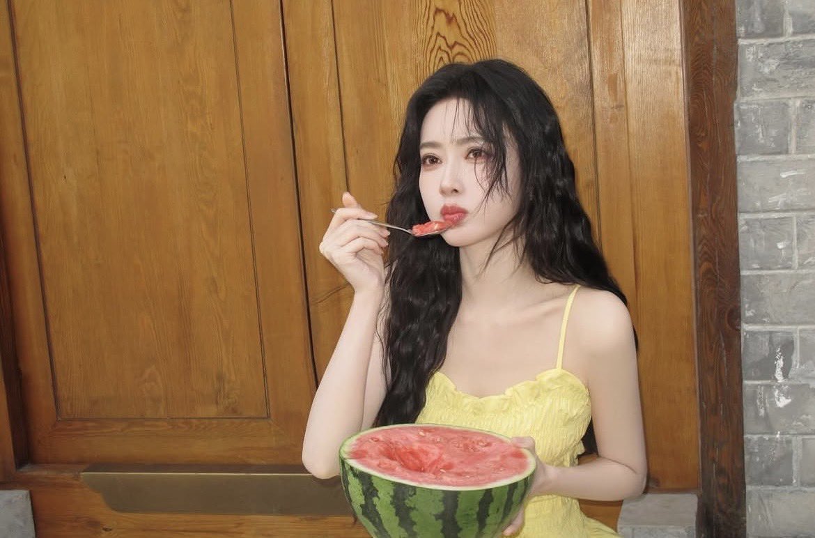 OnlyMengZiYi tweet media