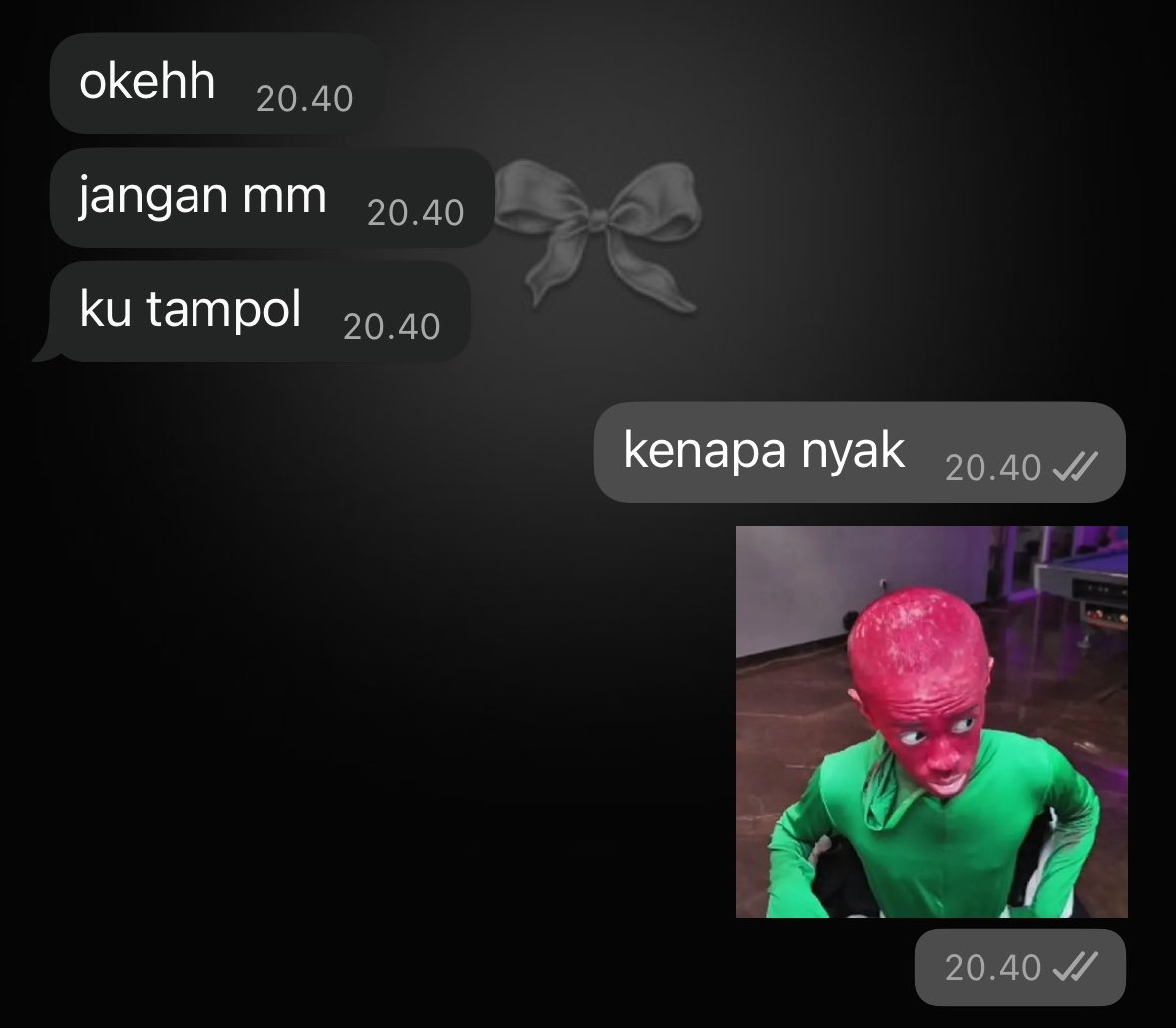 apa salahnya aku bermain mm hmmmm aku calah apa nyak