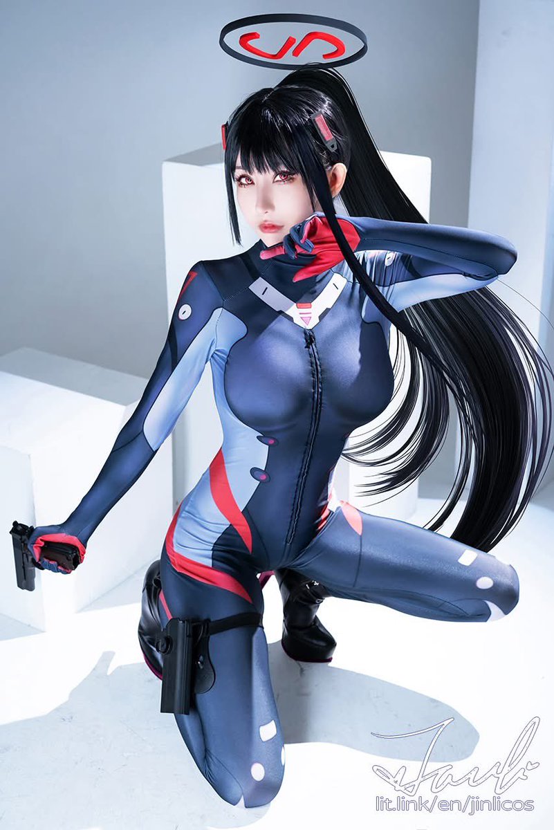 燼璃 JinLi cosplayer TW tweet media