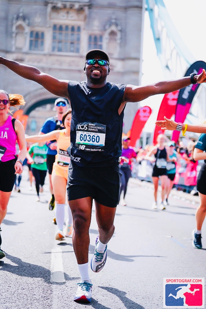 ny_Maximilian's tweet photo. Ran my first full marathon at the TCS London Marathon 2026 🏅

1 year into running.
4 ballot attempts.
From volunteering → to the start line.

26.2 miles.
⏱️ 04:47:22

Proud to be one of 59,830 finishers in a Guinness World Records race.

Grateful for the journey #LondonMarathon https://t.co/3ERAvv9sdo