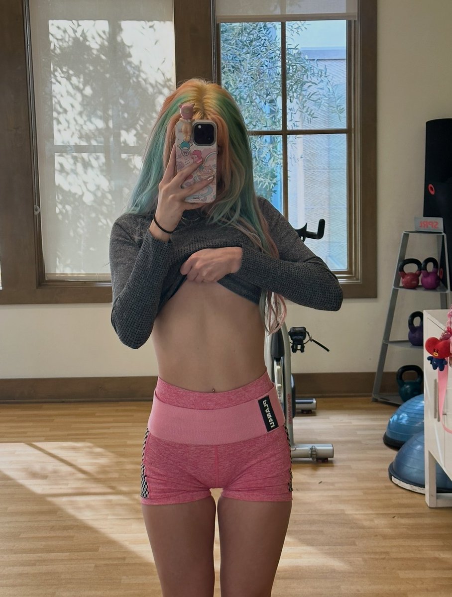 princess wren 🐾 tweet media